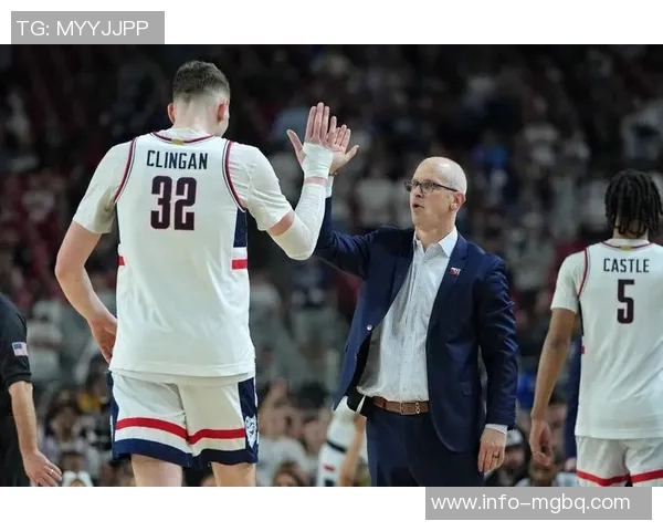 齐尔克泽赞爱德华兹的拼劲同时自信表达自己的篮球实力